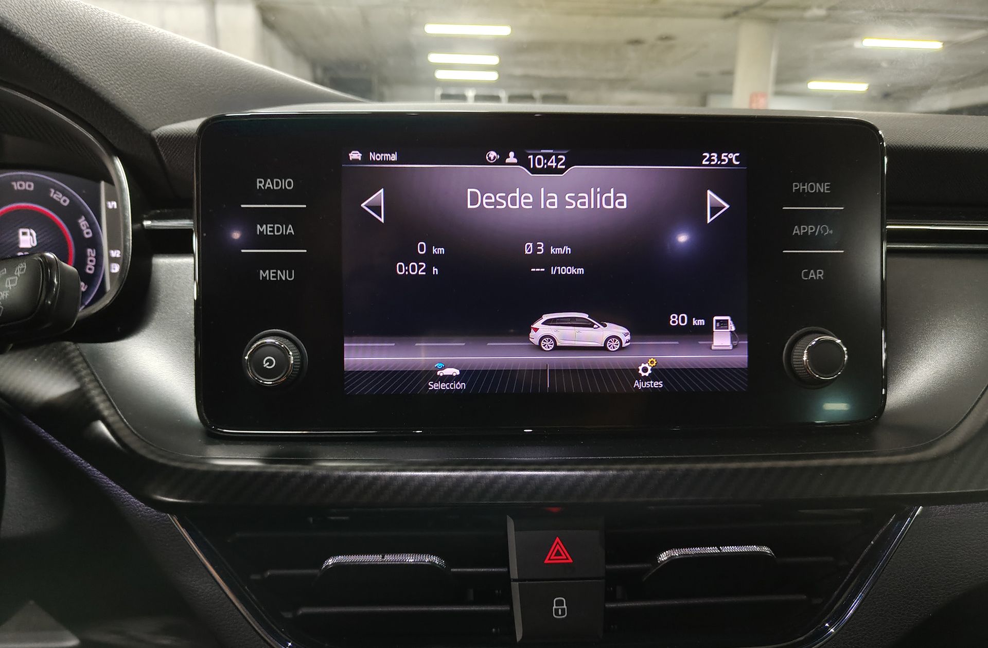Škoda Scala 1.5 TSI Montecarlo - foto 38