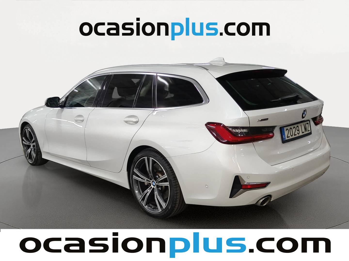 Foto trasera BMW Serie 3 BMW Serie 3 330i xDrive Touring (258 CV) derecha