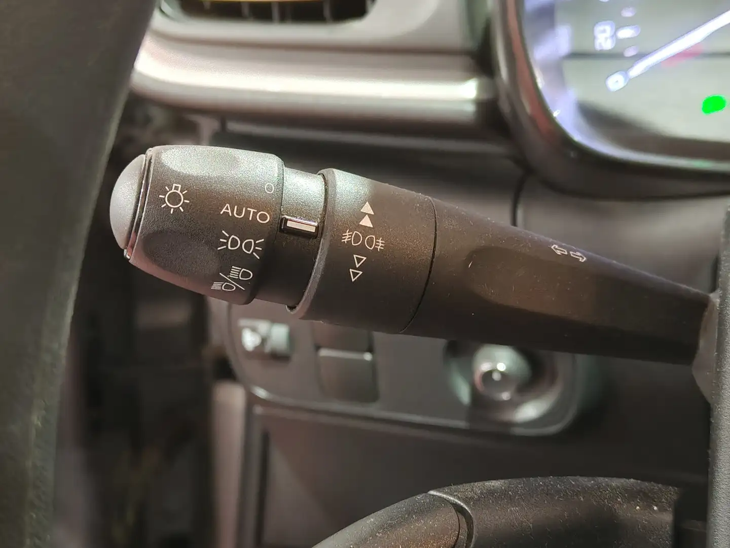 Foto Citroën C3 Citroen C3 PureTech 82 Shine (83 CV)