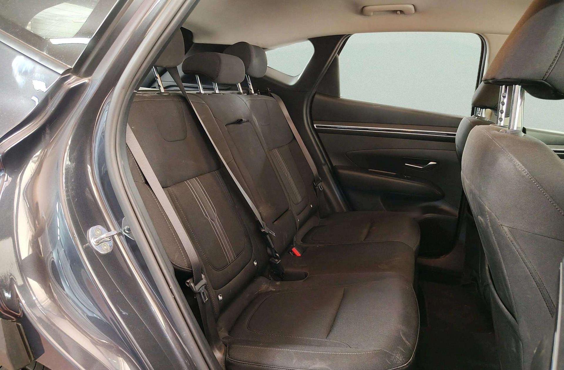Hyundai Tucson 1.6 T-GDi 48V Maxx - foto 17