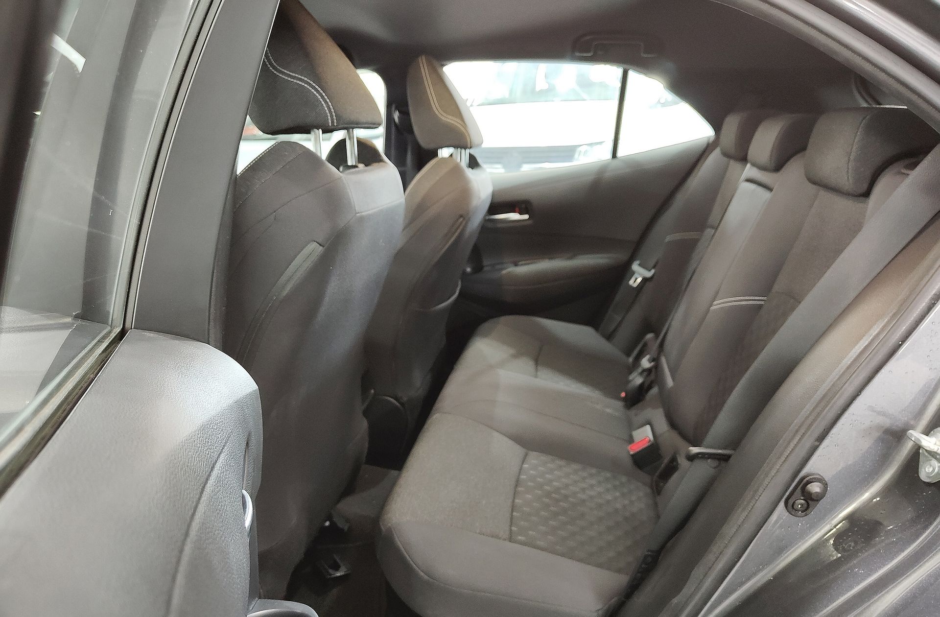 Toyota Corolla 140H Active Plus - foto 10