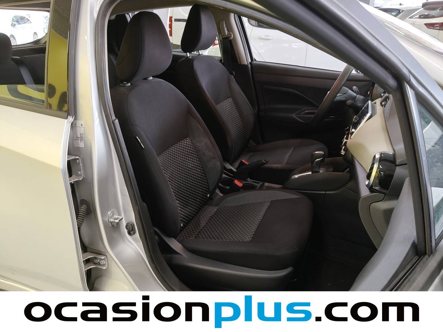 Foto asientos traseros Nissan Micra Nissan Micra IG-T 92 Acenta CVT (92 CV)