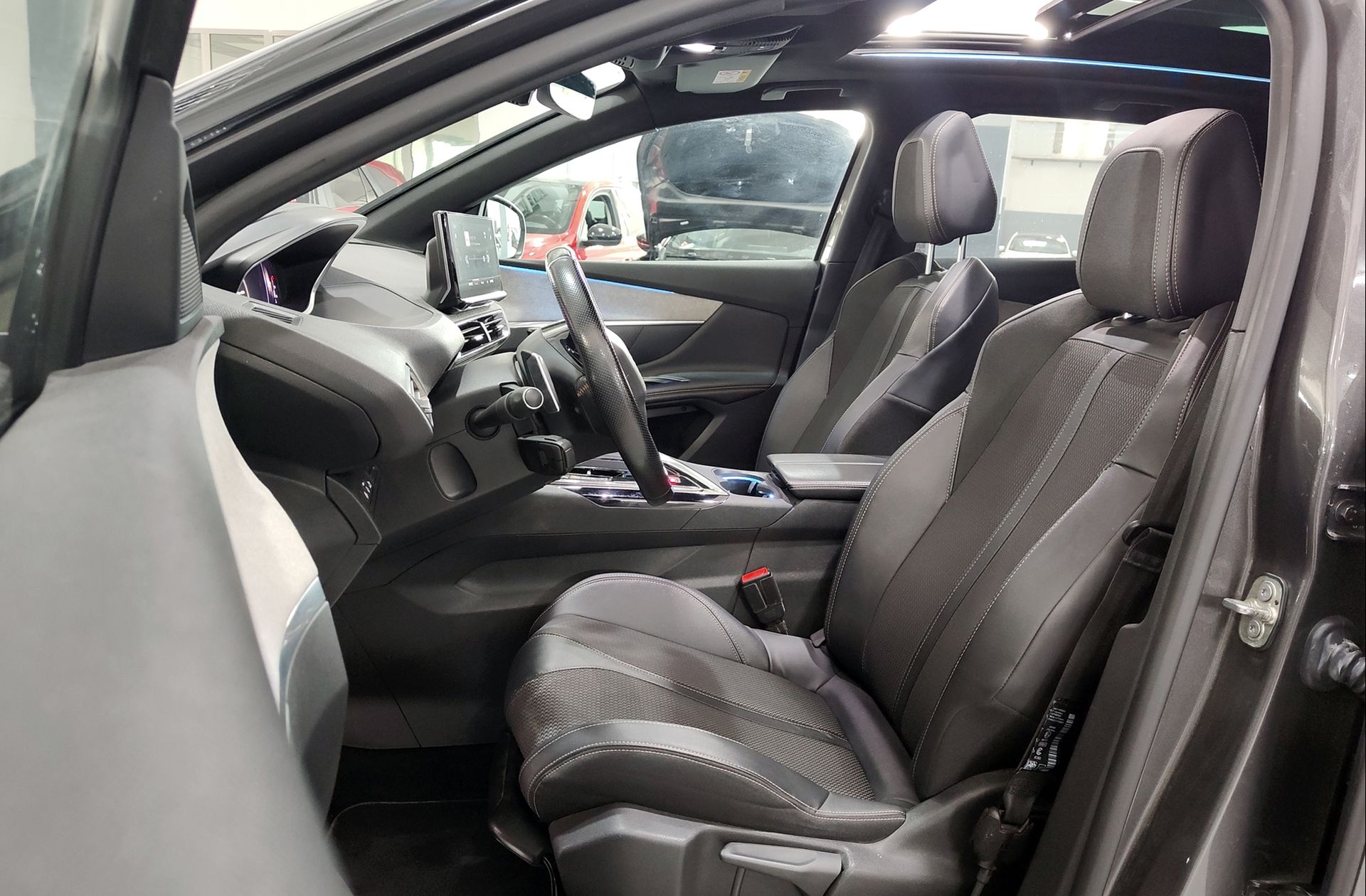 Peugeot 3008 BlueHDi 130 GT EAT8 - foto 13