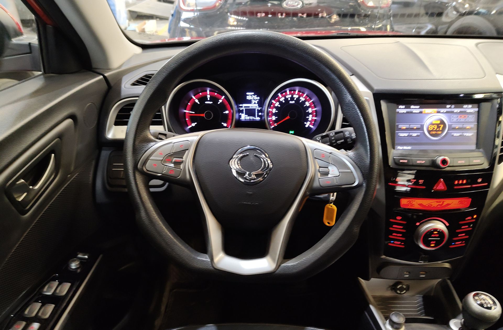 SsangYong Tivoli D16T Premium 4x4 - foto 19