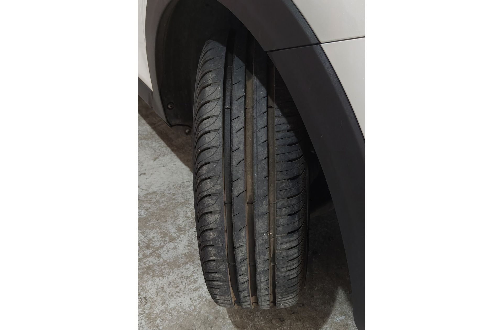 Kia Stonic 1.0 T-GDi Drive - foto 32