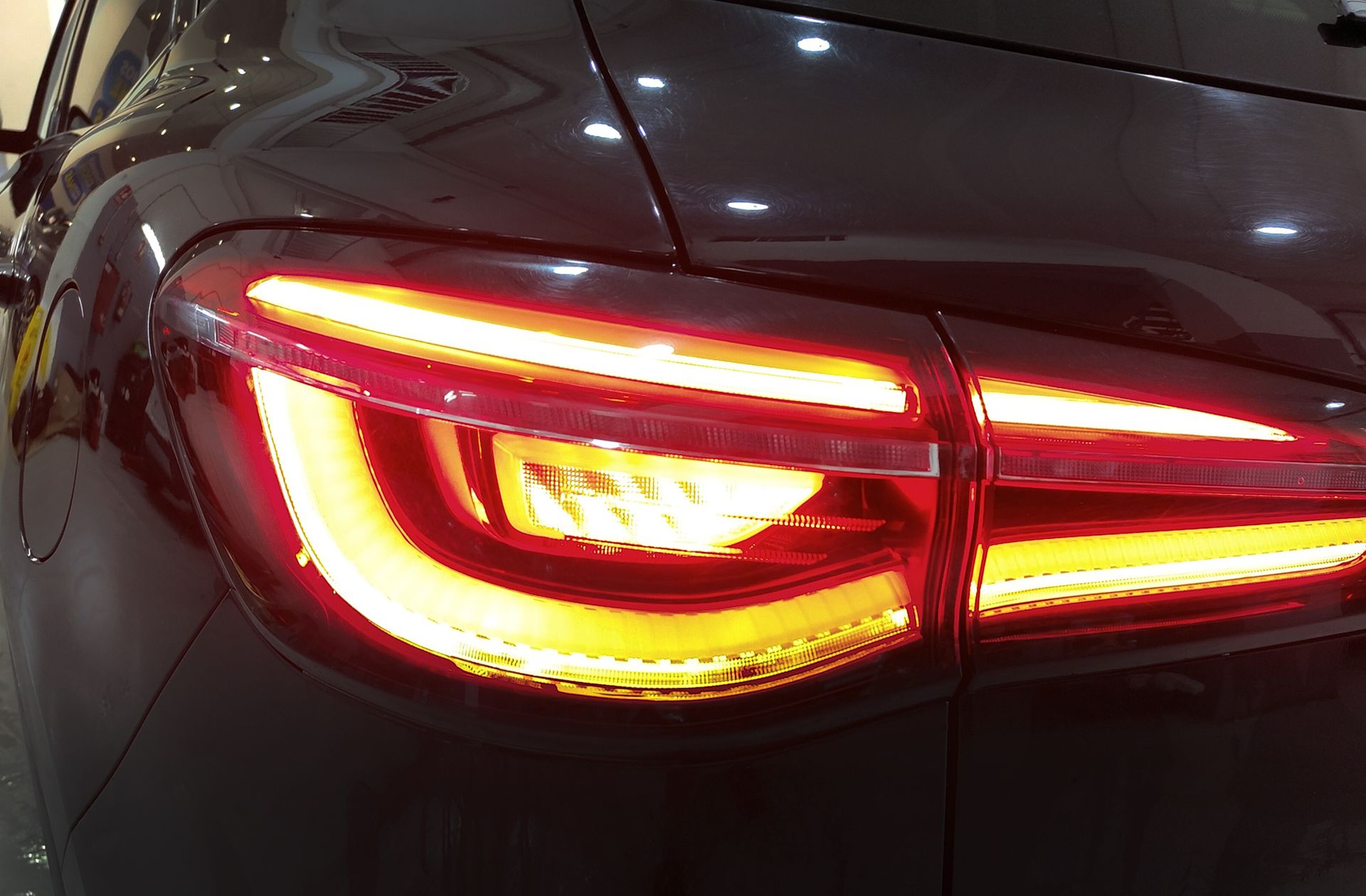 MG eHS 1.5 T-GDi PHEV Luxury - foto 18