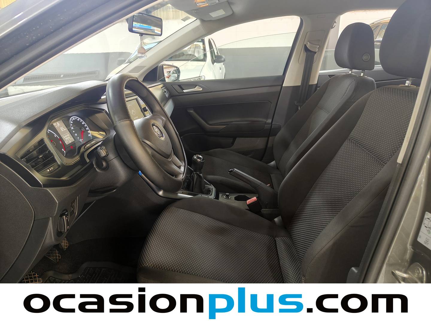 Foto asientos delanteros Volkswagen Polo Volkswagen Polo Edition 1.0 (80 CV)