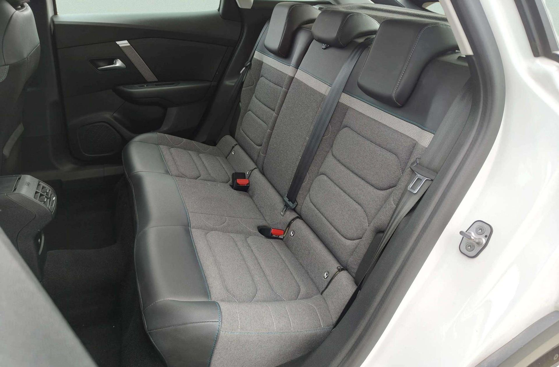 Citroën C4 PureTech 130 Feel Pack - foto 12