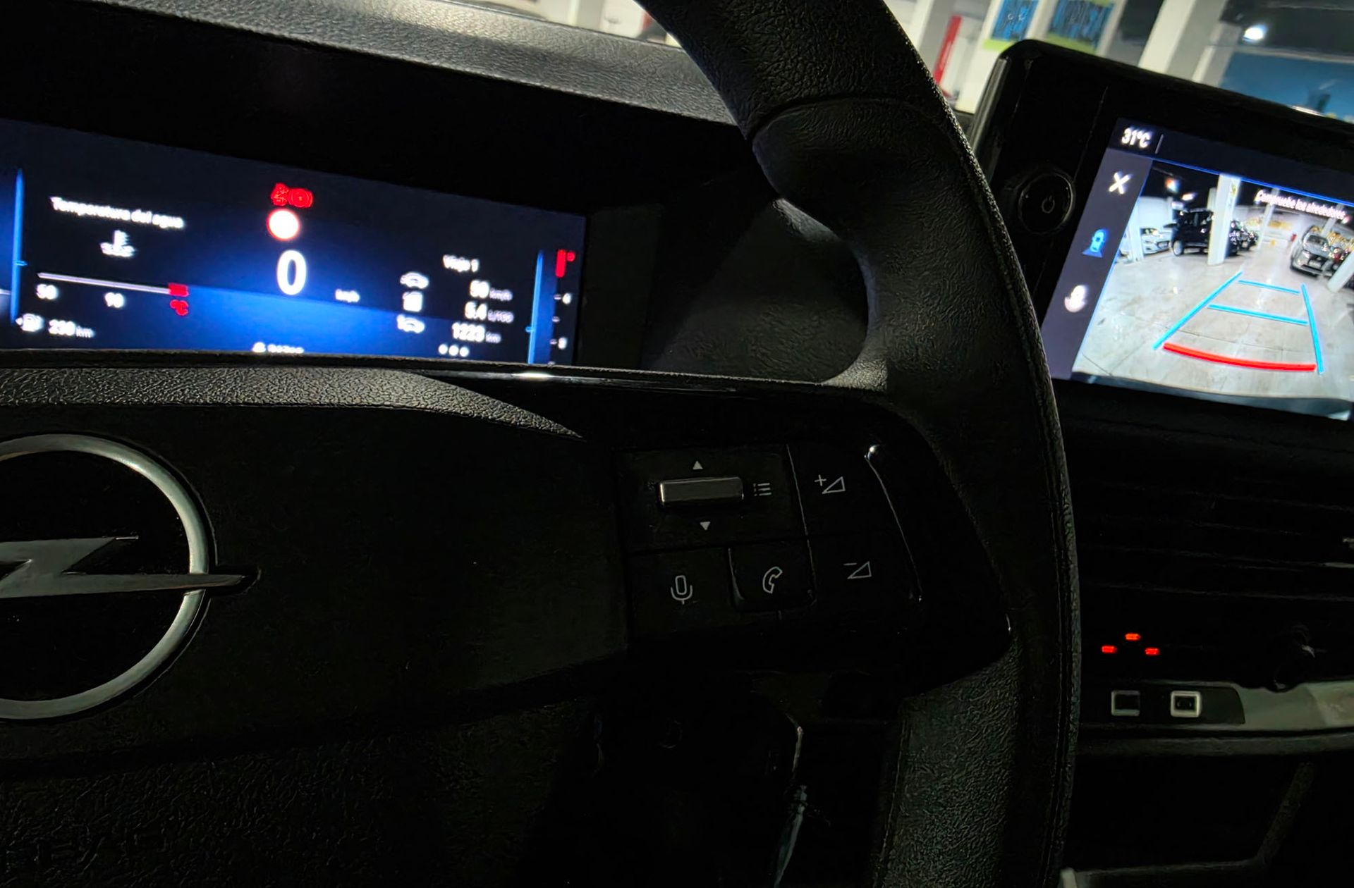 Opel Vivaro Furgon M BlueHDi 120 - foto 21