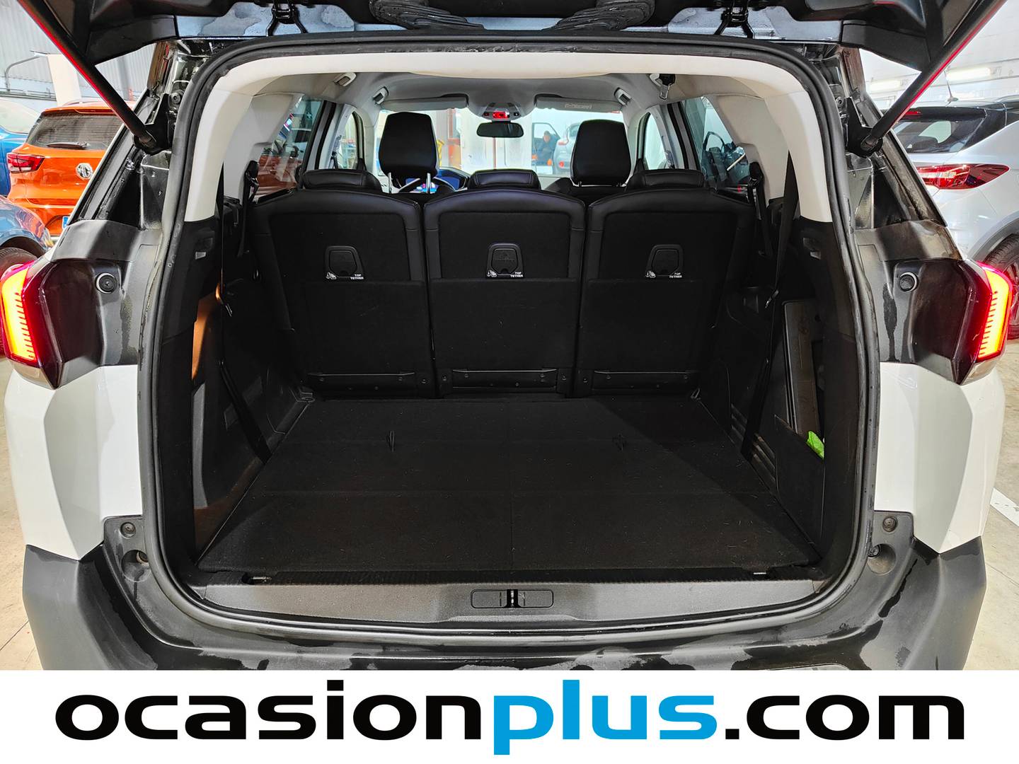 Foto Peugeot 5008 Peugeot 5008 BlueHDi 130 S&S Allure (130 CV) 7 PLAZAS siete plazas