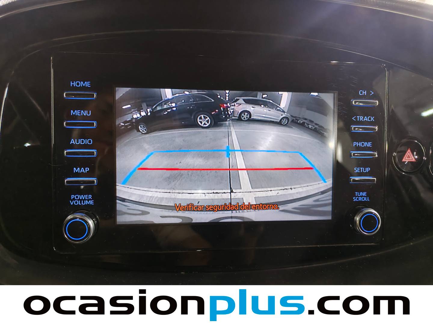 Extras y acabados del Toyota Aygo X Cross Toyota Aygo X Cross 1.0 VVT-I Play (72 CV)