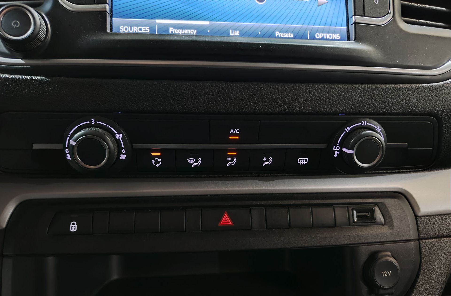 Toyota Proace Verso 2.0D VX Plus Shuttle L1 9 plazas - foto 17