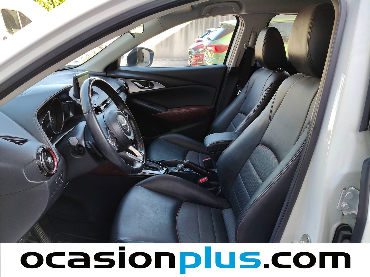 Foto asientos delanteros Mazda CX-3 Mazda CX-3 2.0 SKYACTIV GE Luxury 2WD AT (120 CV)