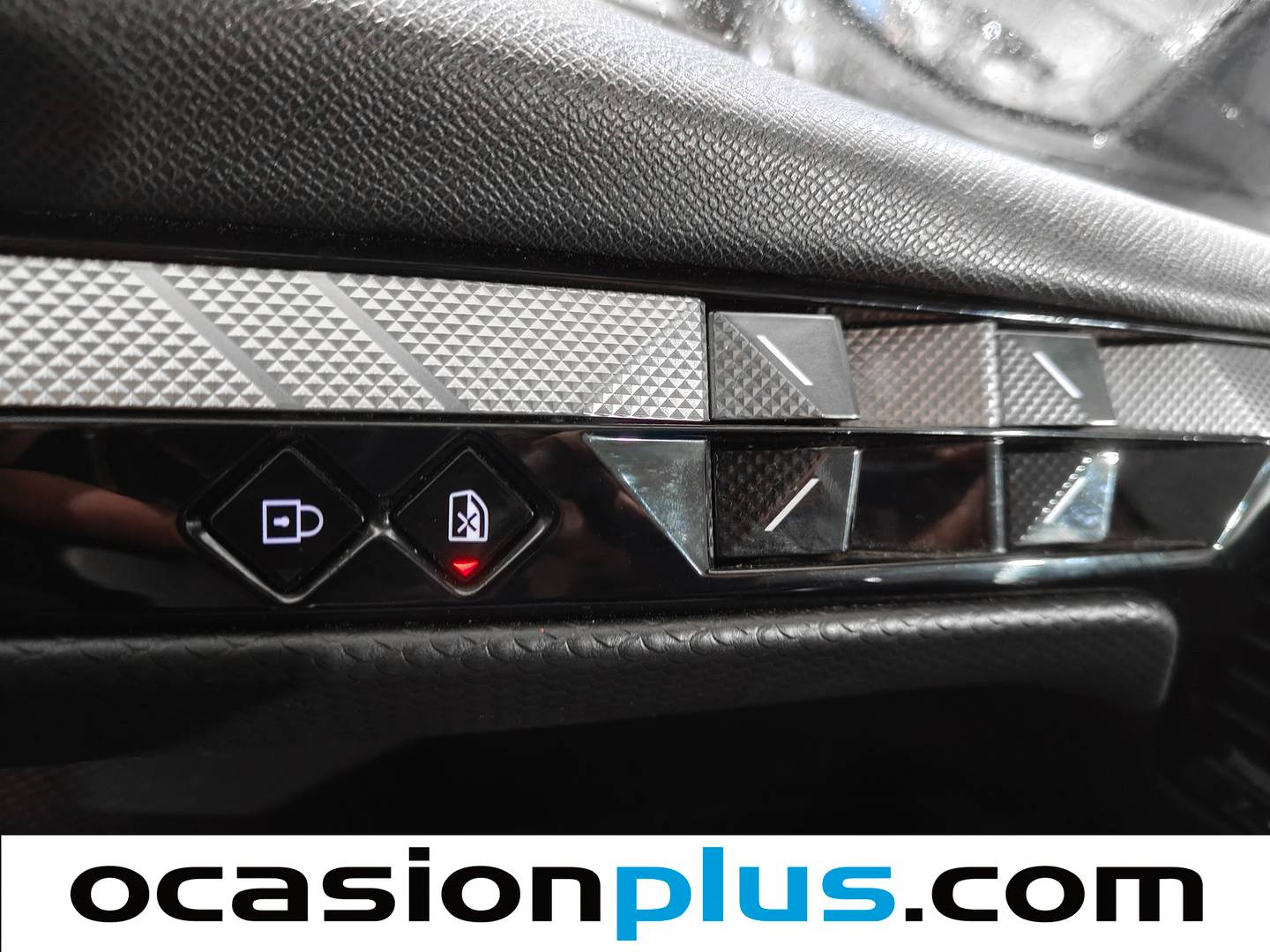 Foto DS DS4 DS DS4 BlueHDi 130 Trocadero Auto 96 kW (130 CV)