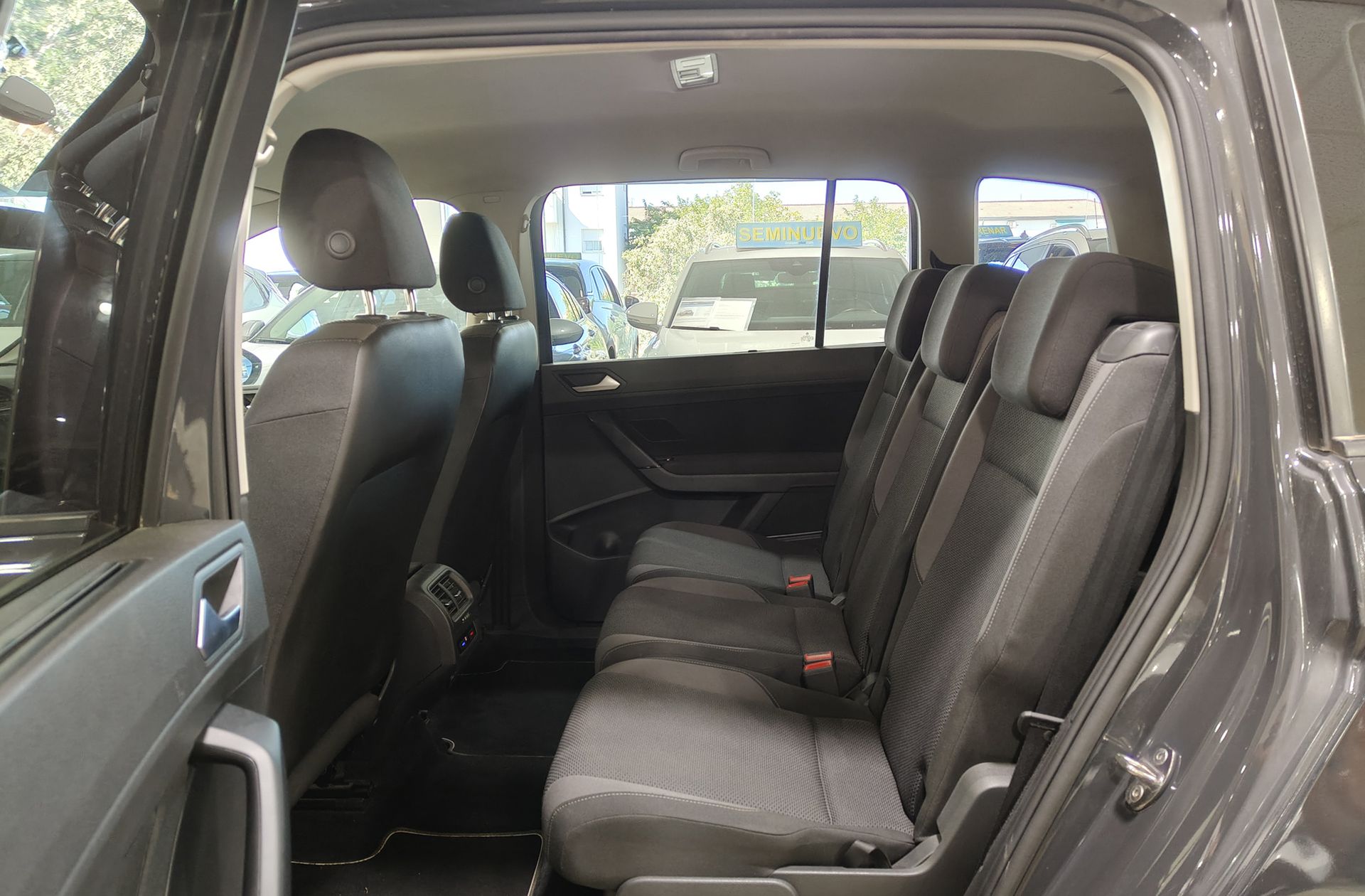 Volkswagen Touran 1.2 TSI Edition BMT 7 plazas - foto 12