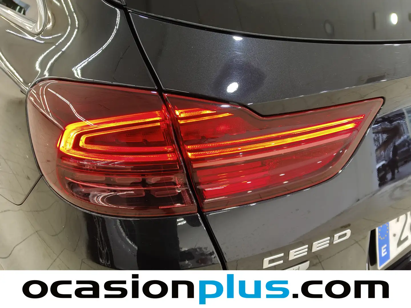 Foto KIA Ceed Tourer Kia Ceed Tourer 1.0 MHEV Style Edition DCT (100 CV)