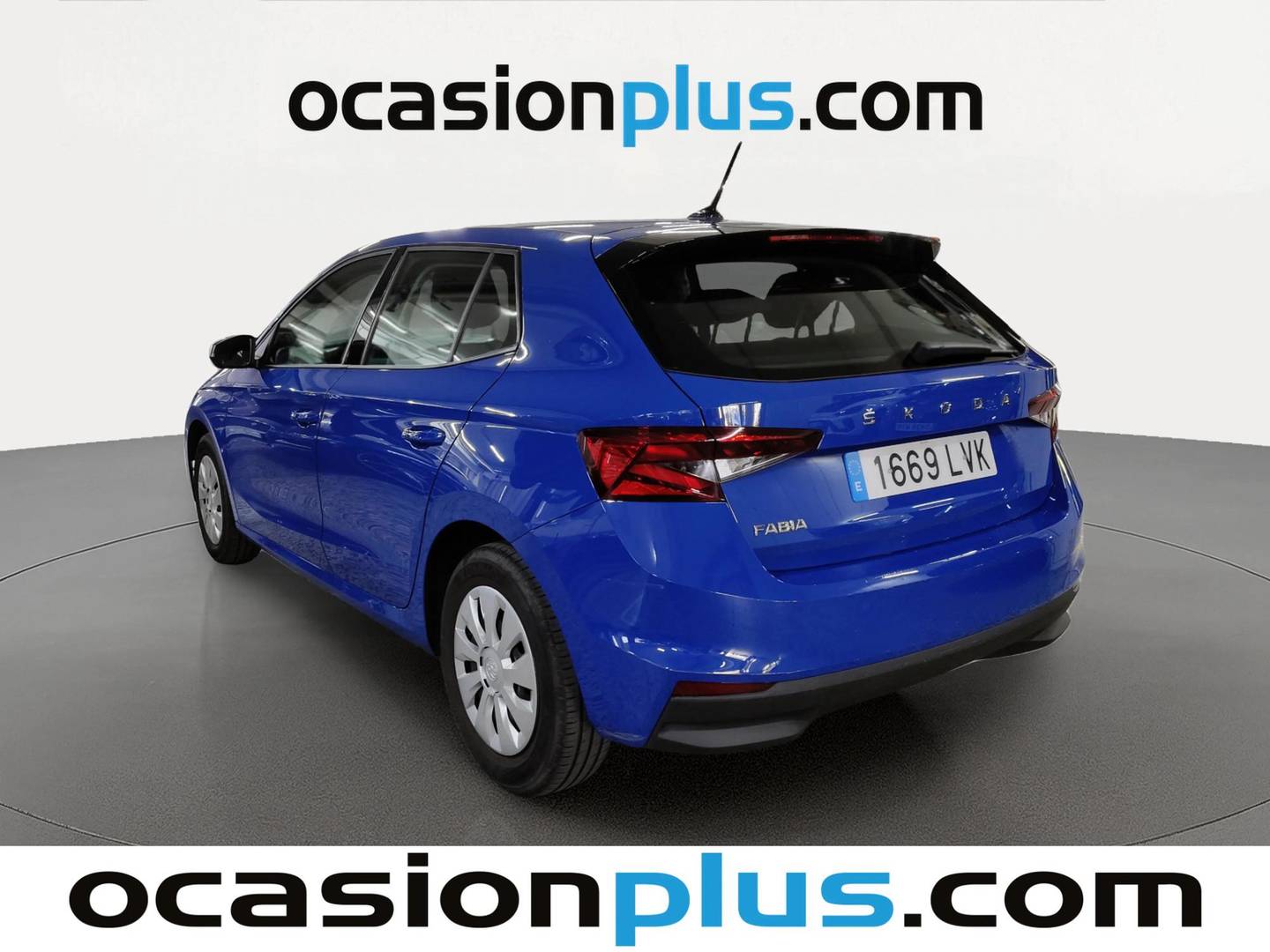 Foto trasera Skoda Fabia Skoda Fabia 1.0 MPI Active (80 CV) izquierda
