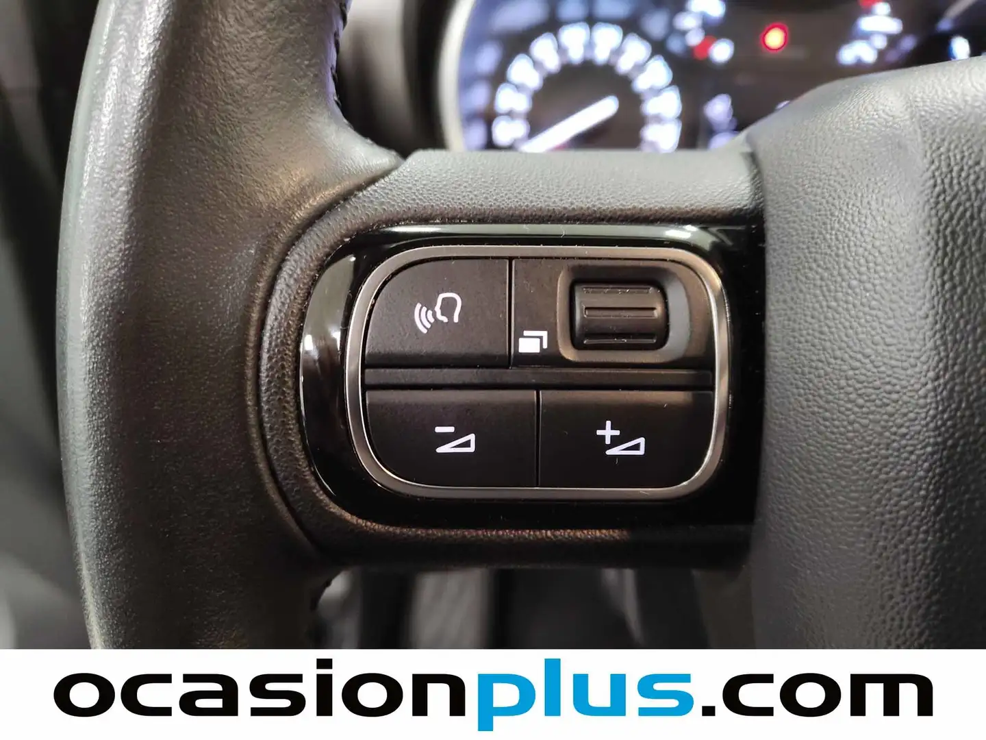 Foto Citroën C3 Aircross Citroen C3 Aircross PureTech 130 Shine Pack EAT6 (131 CV)