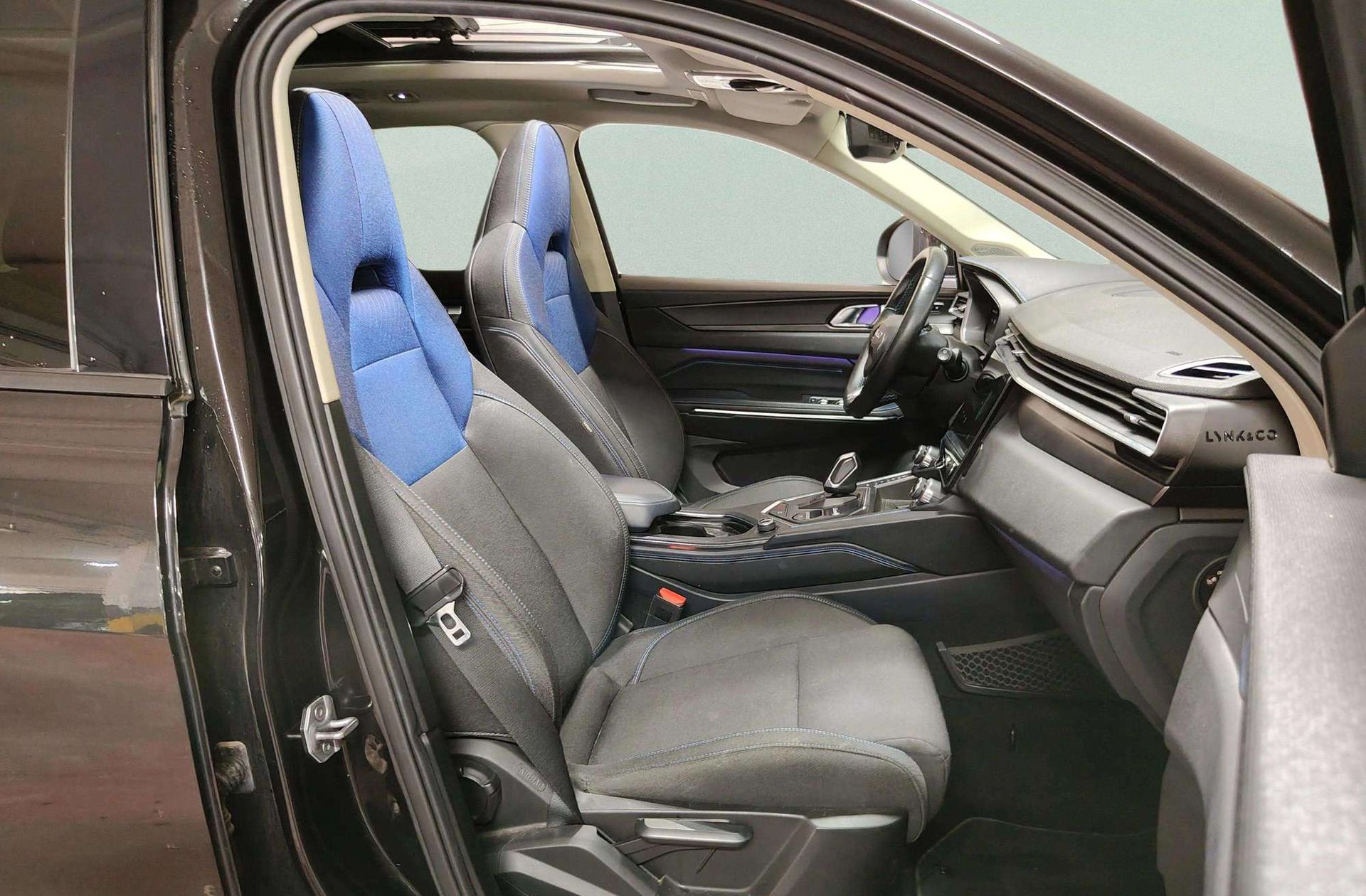 Lynk & Co 01 1.5 PHEV - foto 26