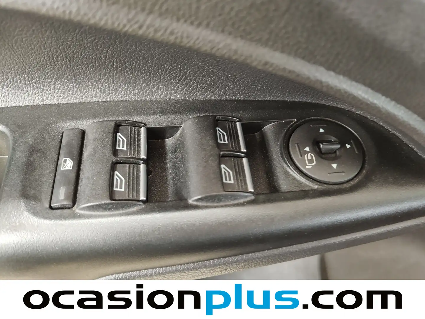 Foto Ford Grand Tourneo Connect Ford Grand Tourneo Connect 1.5 TDCi Titanium  (120 CV)