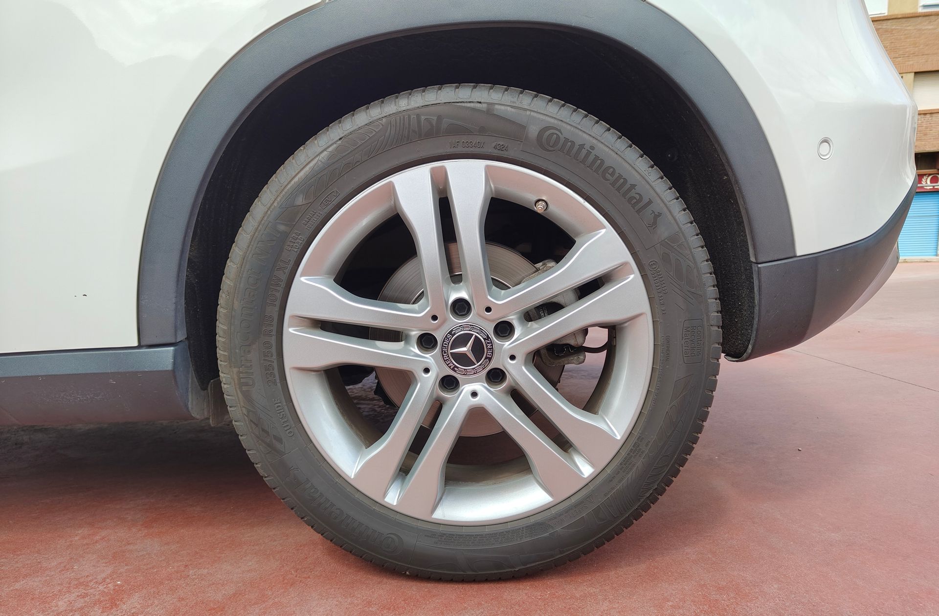 Mercedes-Benz GLA 180 - foto 44