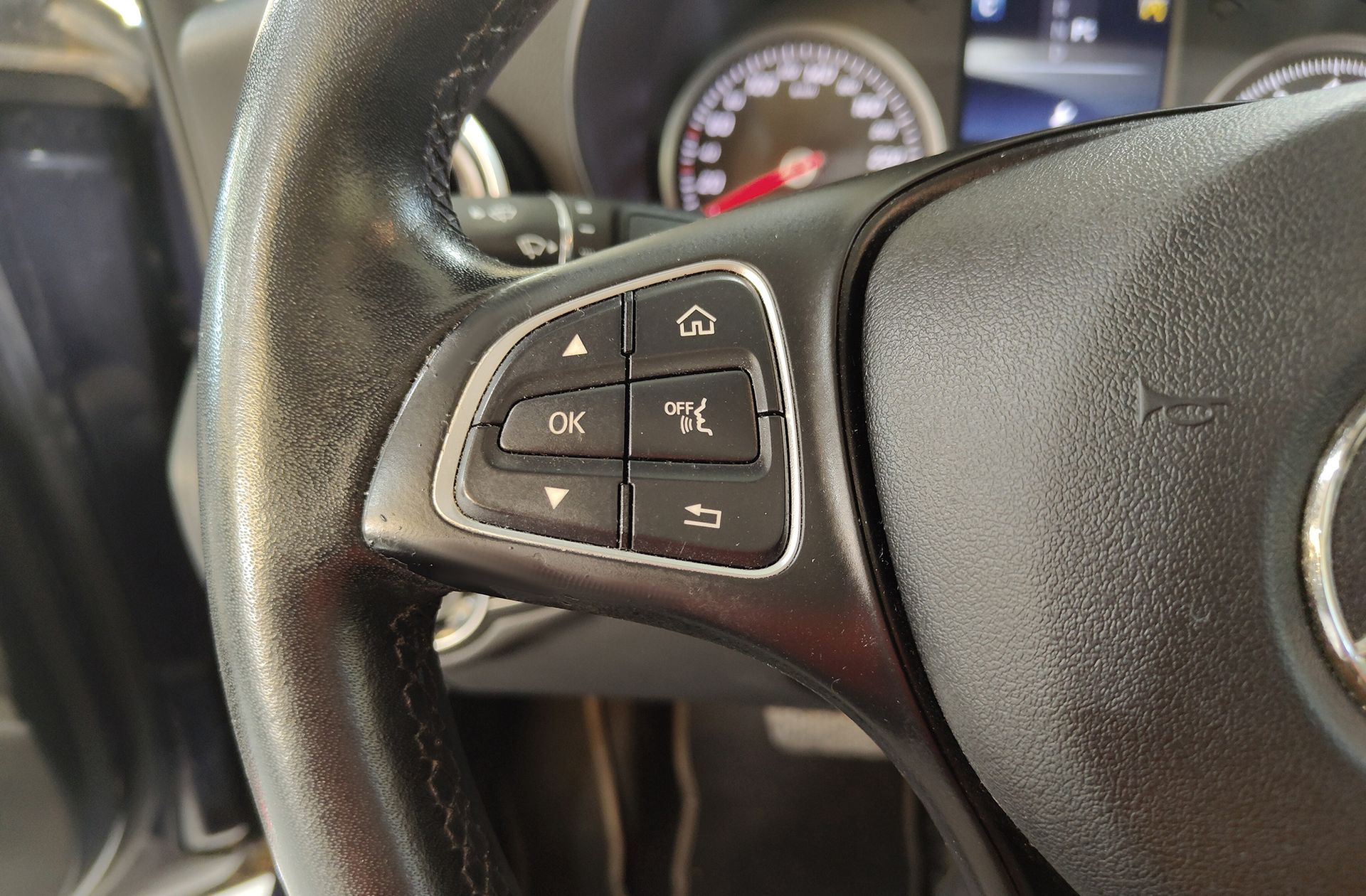 Mercedes-Benz Clase C 180 - foto 28