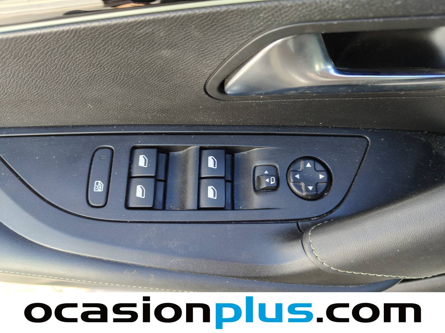 Foto Peugeot 2008 Peugeot 2008 PureTech 130 S&S GT (130 CV)