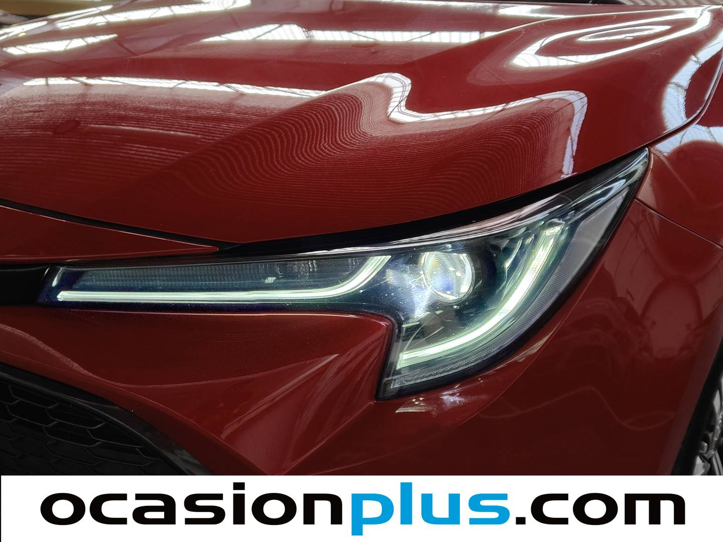 Paquetes del Toyota Corolla Toyota Corolla Touring Sports 180H Style E-CVT (180 CV)