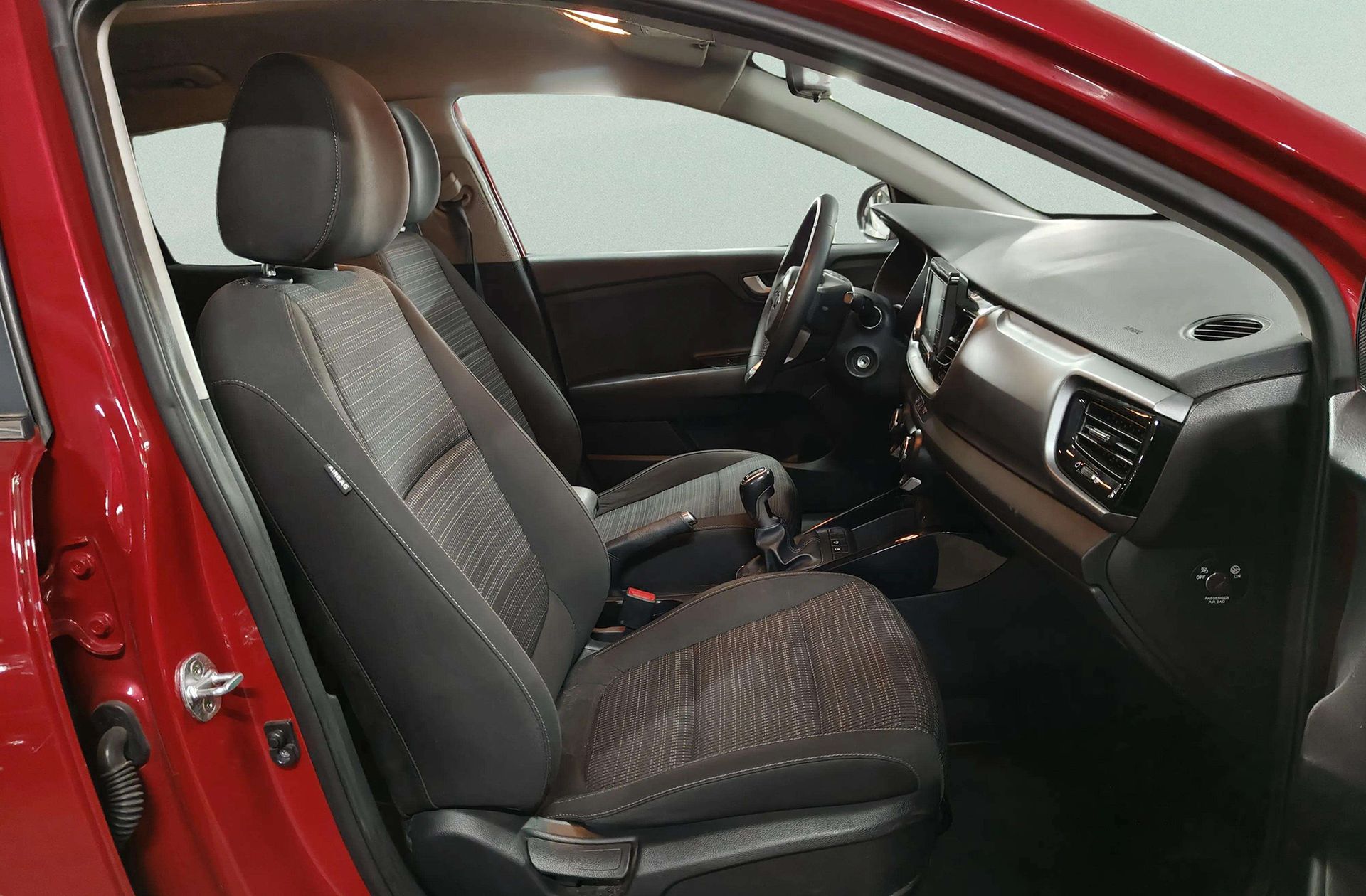 Kia Stonic 1.0 T-GDi Drive - foto 18