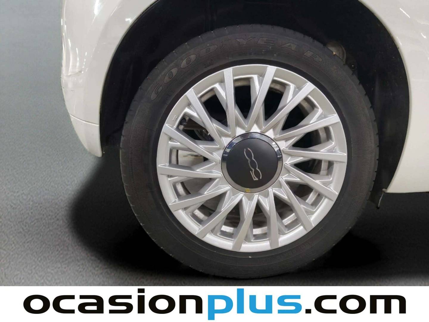 Foto Fiat 500 Fiat 500 1.2 8v Lounge (69 CV)