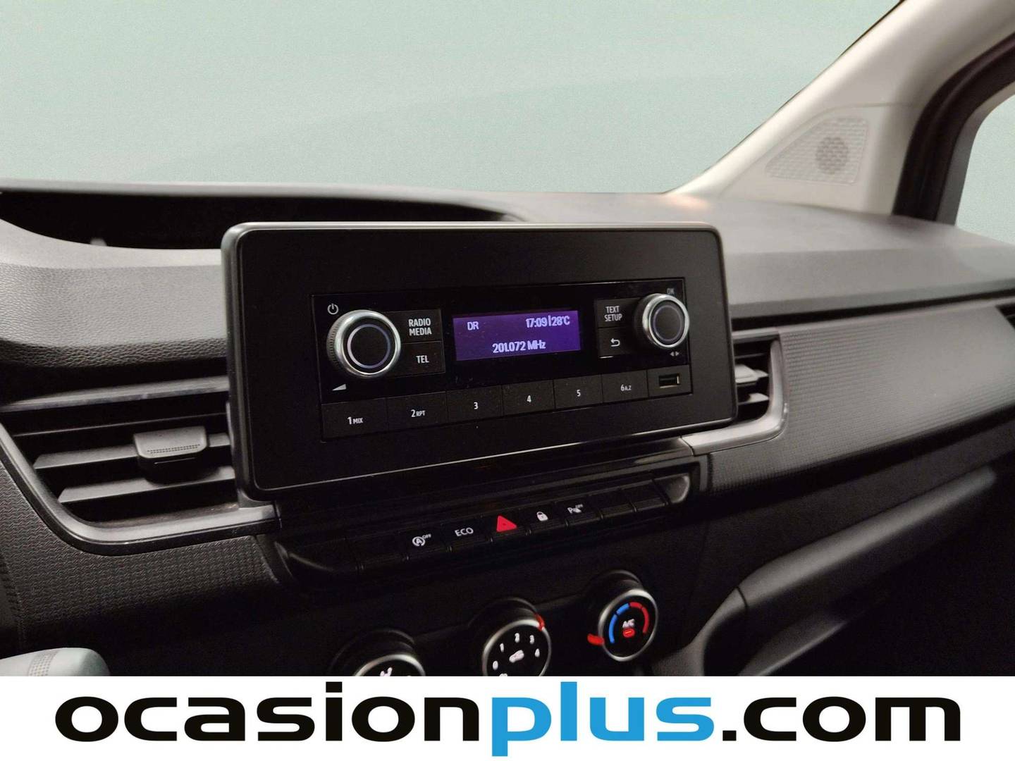 Equipamiento del Nissan Townstar Nissan Townstar Furgon 1.3G L1 Profesional (130 CV)
