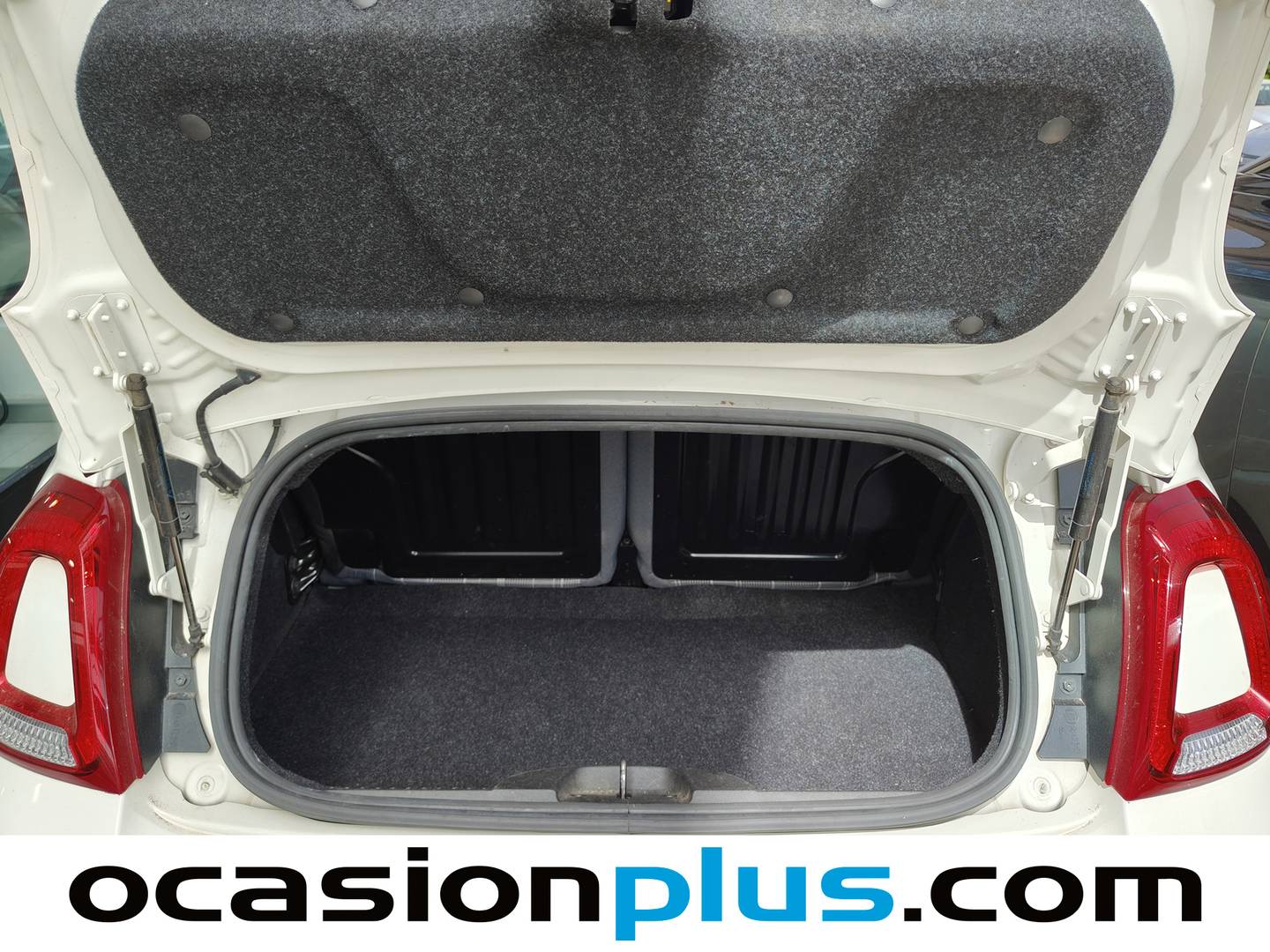 Fotos maletero Fiat 500C Fiat 500C 1.2 8v Cabrio Lounge (69 CV)