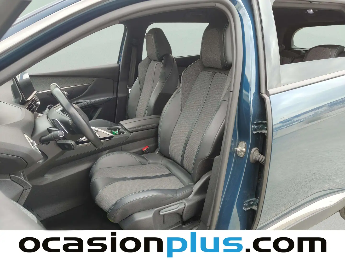 Foto Peugeot 5008 Peugeot 5008 PureTech 130 S&S Allure Pack EAT8 (130 CV) 7 Plazas