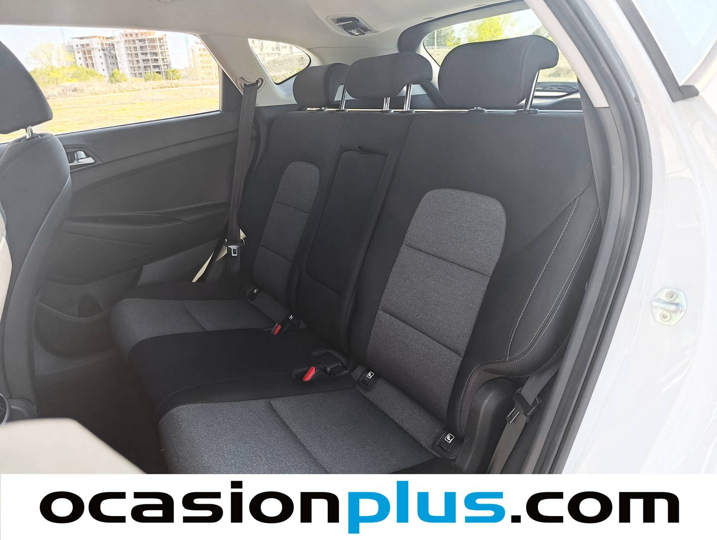 Foto asientos traseros Hyundai Tucson Hyundai Tucson 1.6 CRDI 48V SLE 4x2 (116 CV)