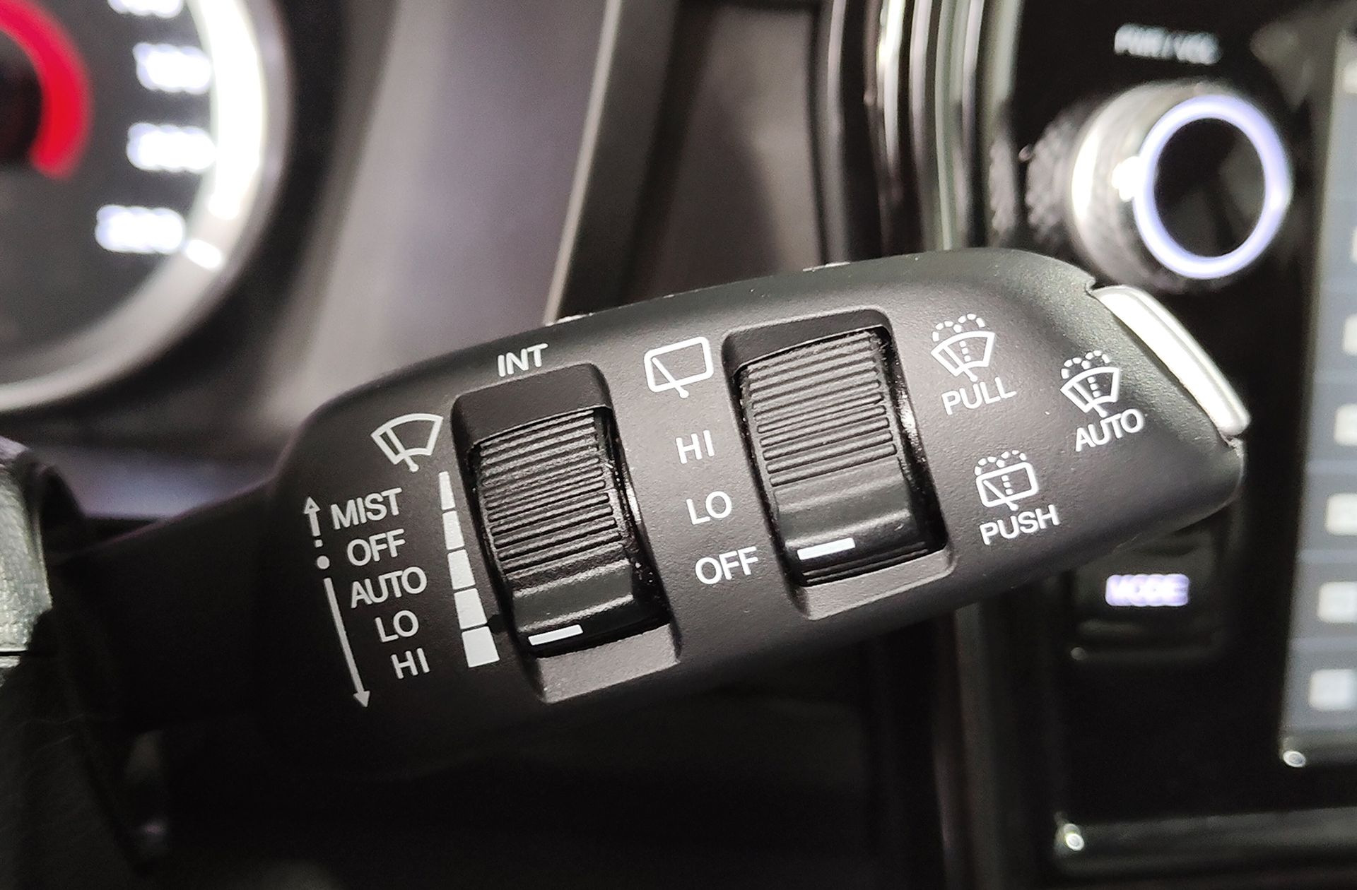 SsangYong Tivoli G12T Urban Plus - foto 30