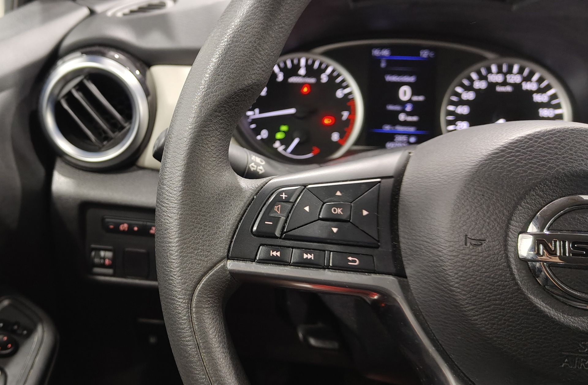 Nissan Micra IG-T 92 Kiiro - foto 21