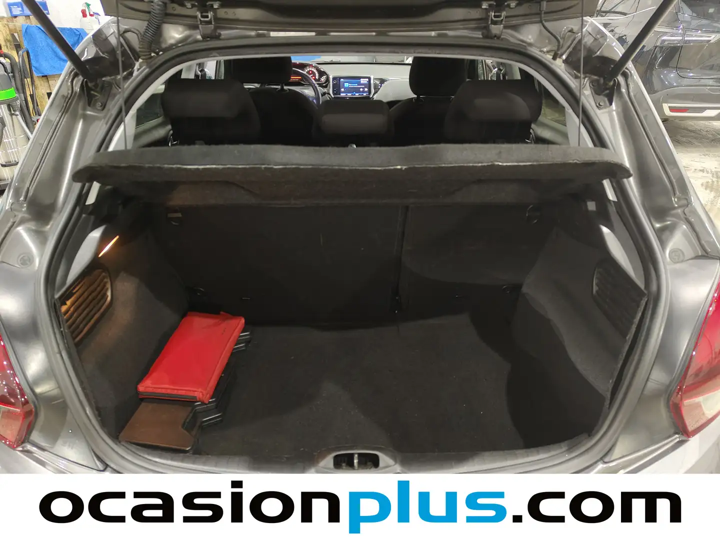 Foto Peugeot 208 Peugeot 208 PureTech 82 S&S Tech Edition (82 CV)