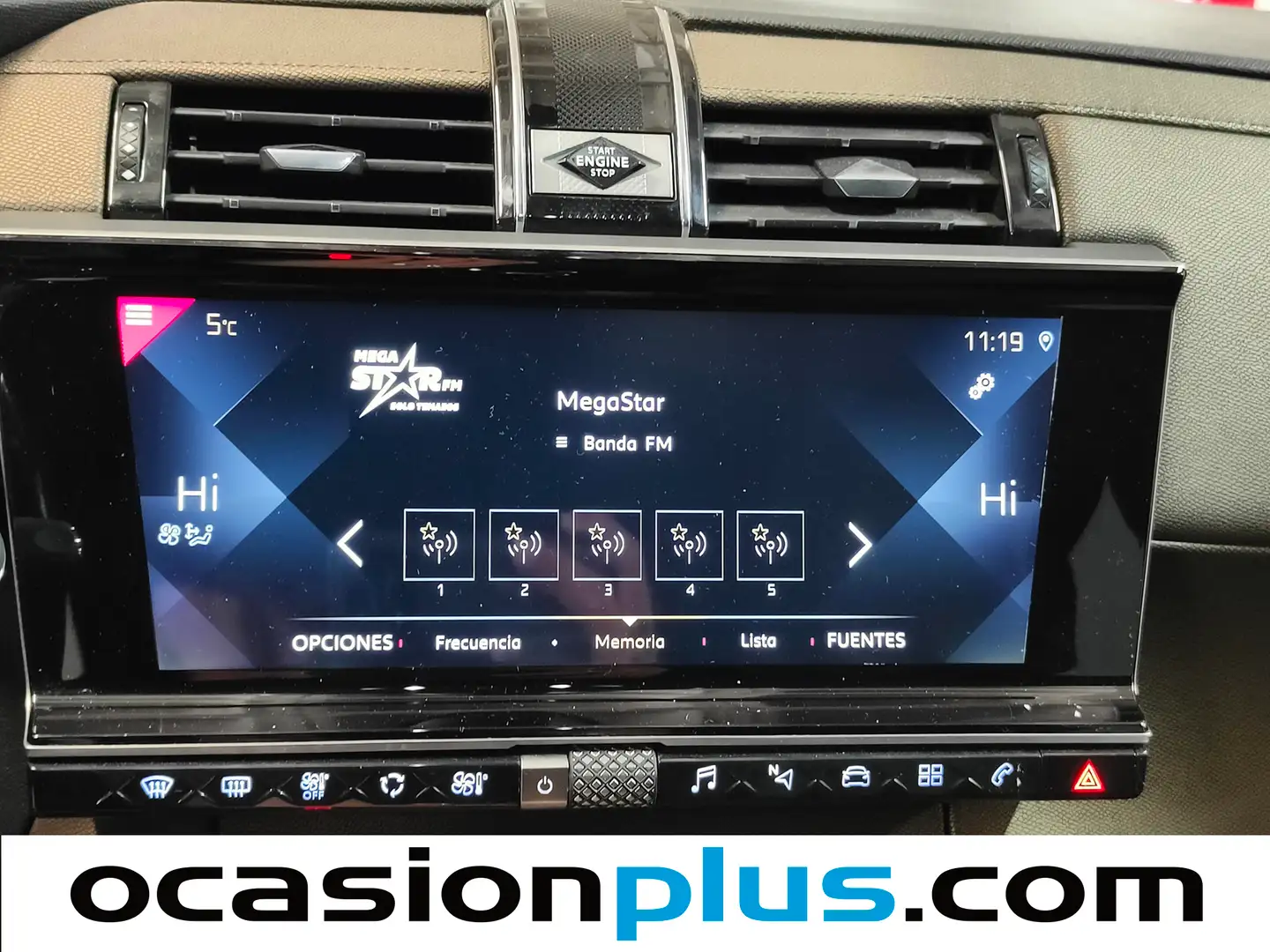 Foto DS DS 7 Crossback DS DS7 Crossback BlueHDi 130 DE Bastille + AT (130 CV)