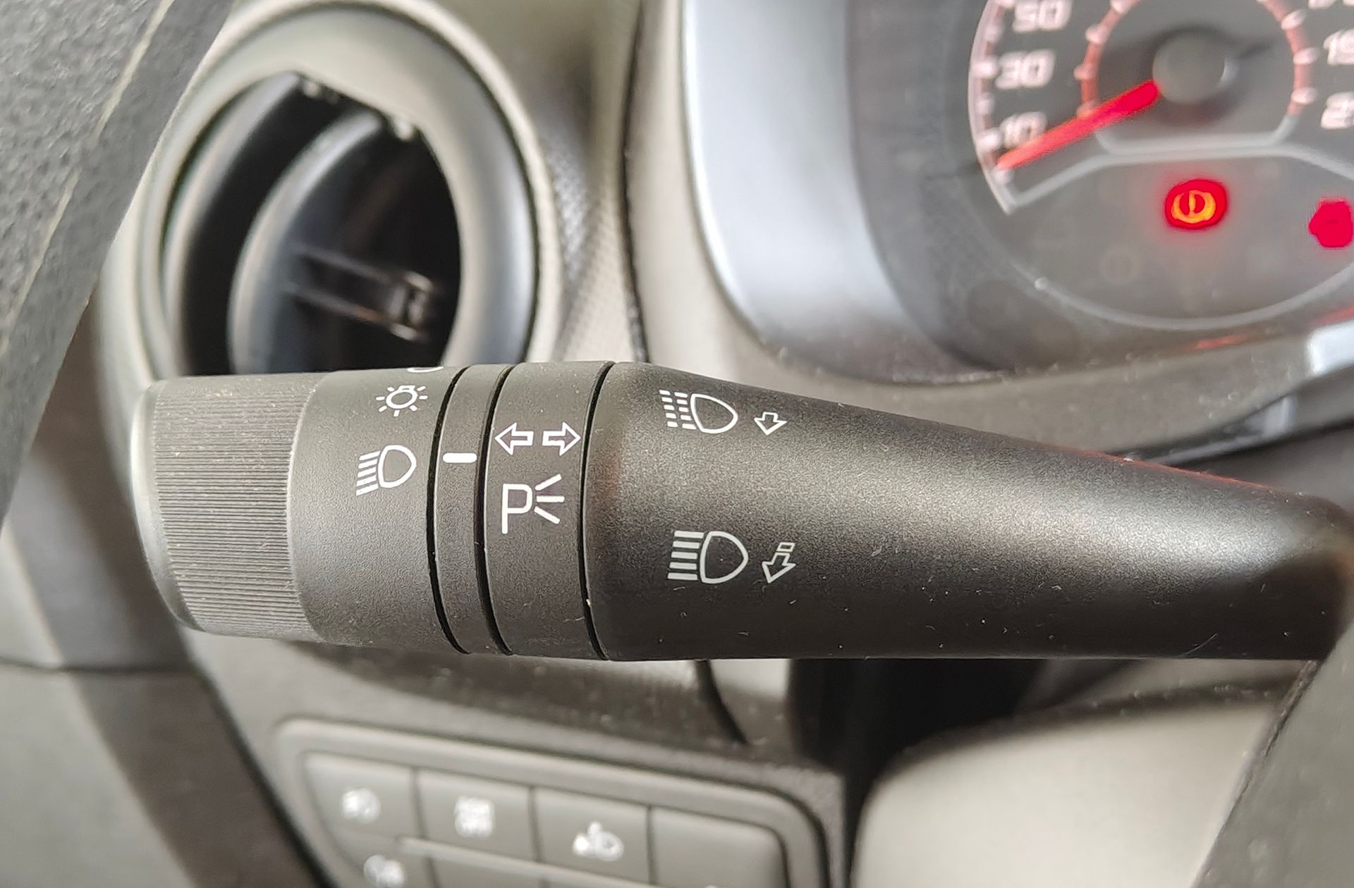 Fiat Fiorino Combi 1.3 MultiJet SX N1 - foto 19