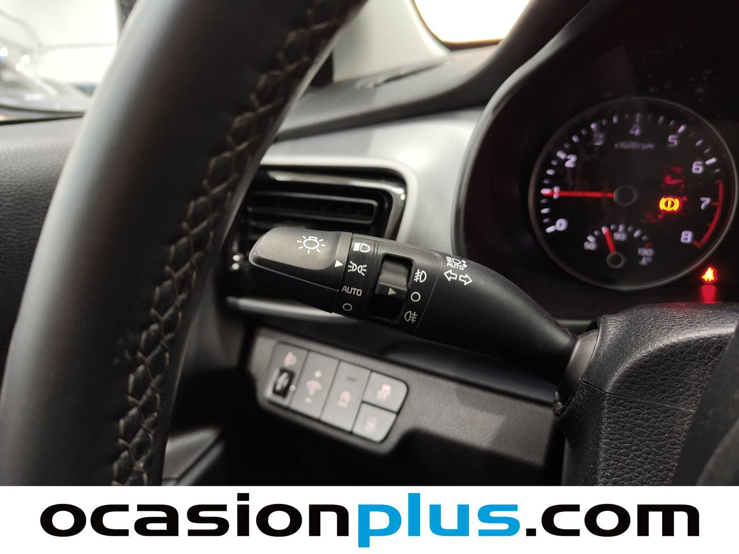 KIA Stonic Kia Stonic 1.0 T-GDi MHEV Drive DCT (120 CV) seminuevo