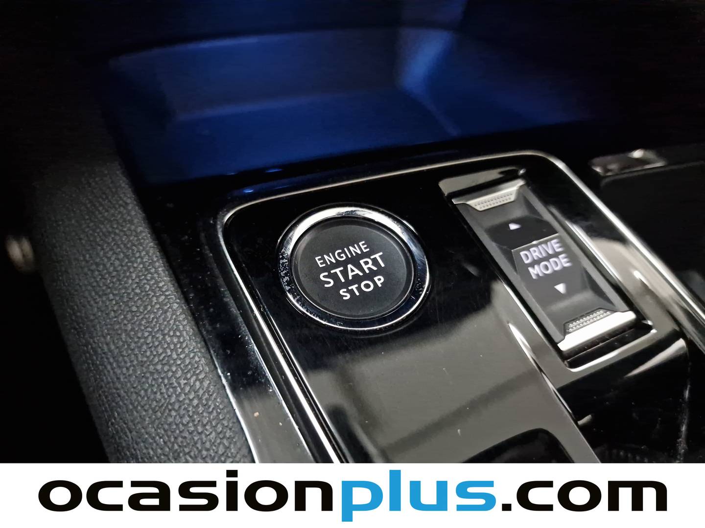 Foto Peugeot 3008 Peugeot 3008 PureTech 130 S&S GT EAT8 (130 CV)