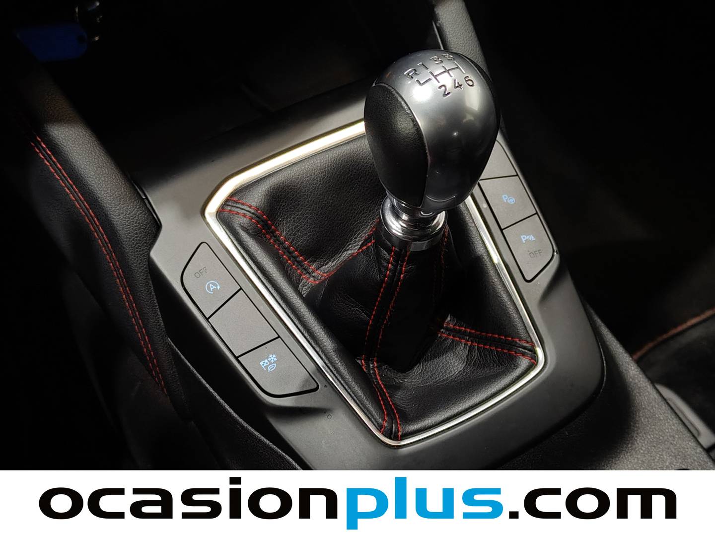 Foto Ford Kuga Ford Kuga 1.5 EcoBoost ST-Line X 4x2 (150 CV)