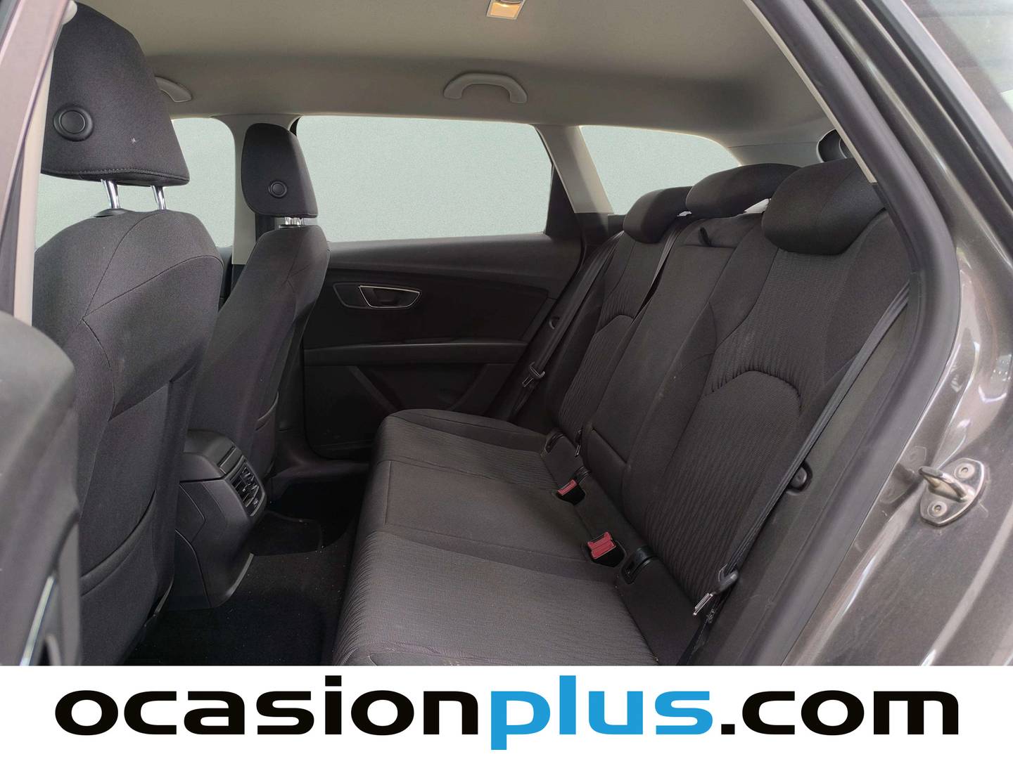 Foto asientos traseros Seat León Seat León ST 1.4 TSI S&S Style (125 CV)
