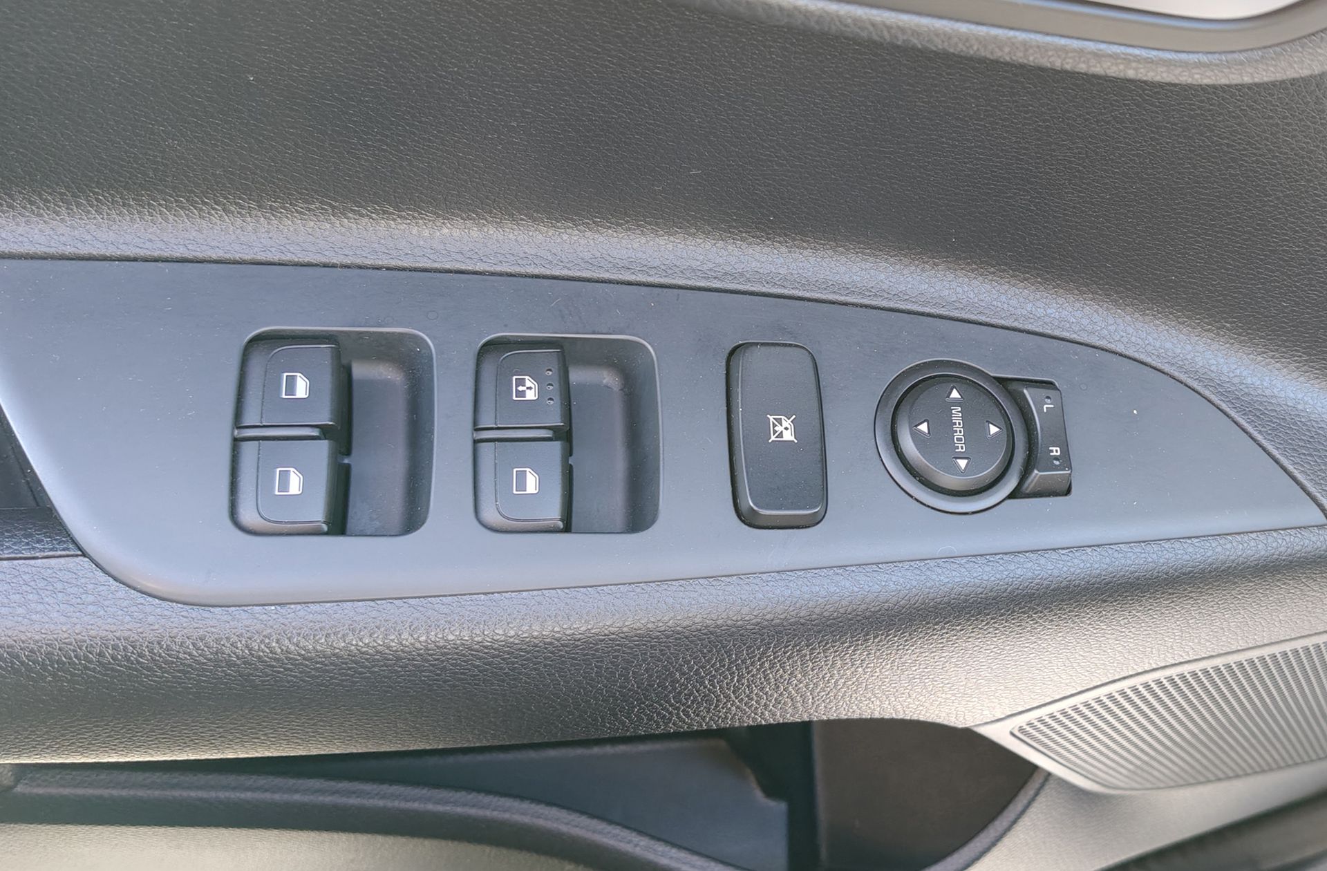 Kia Stonic 1.2 DPi Concept - foto 17