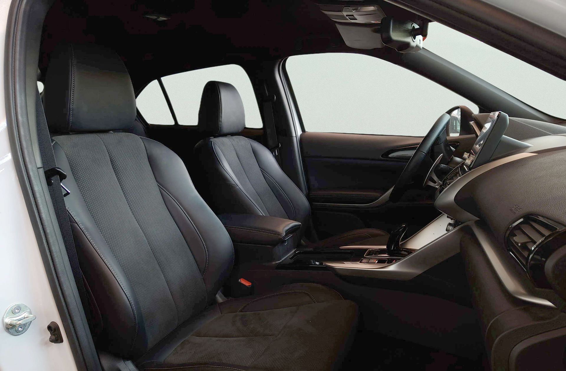 Mitsubishi Eclipse Cross 2.4 PHEV Kaiteki 4WD - foto 23