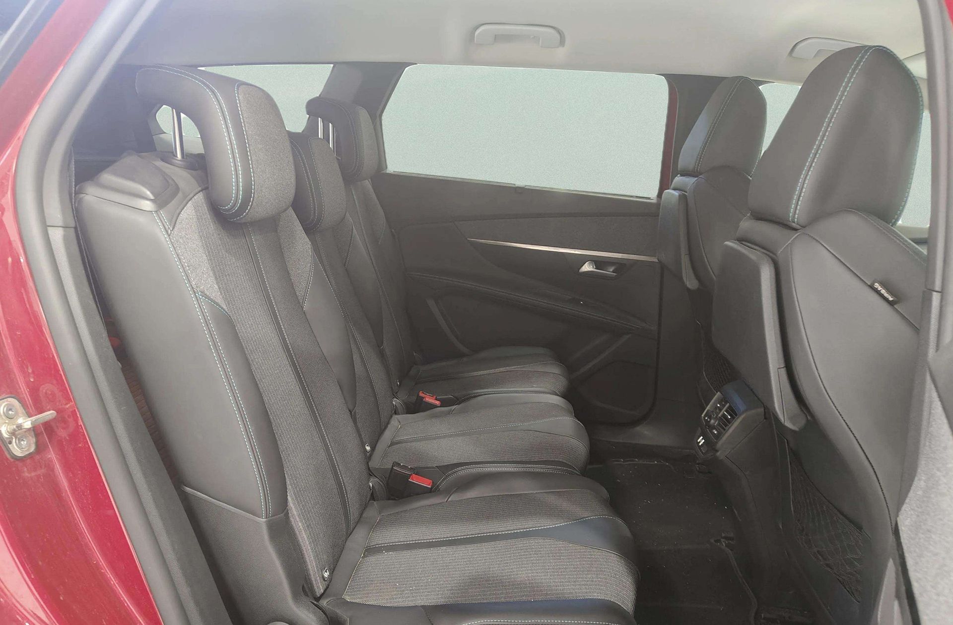 Peugeot 5008 PureTech 130 Allure Pack 7 plazas - foto 19