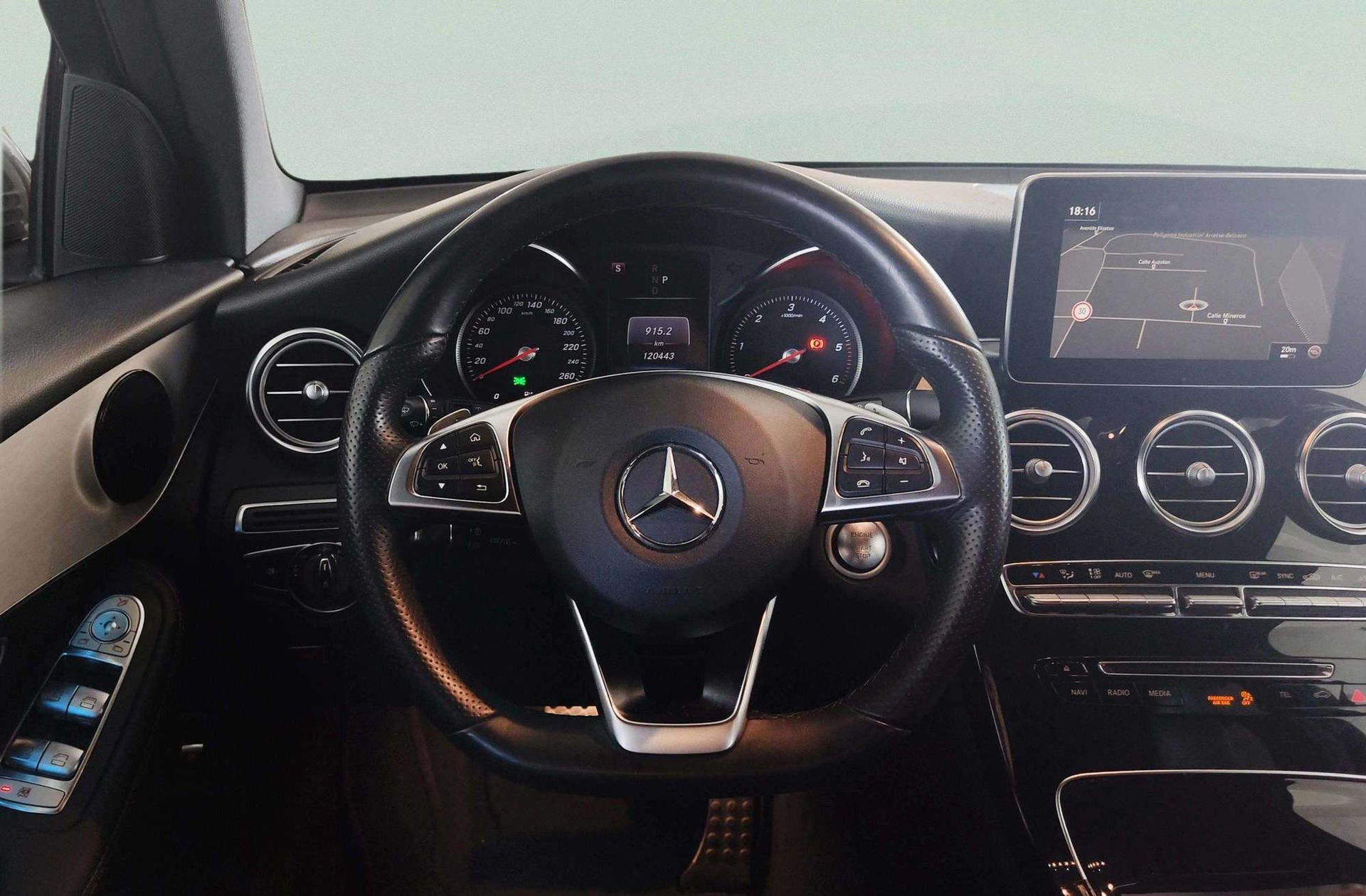 Mercedes-Benz GLC Mercedes GLC 220 d Exclusive 4Matic - foto 16