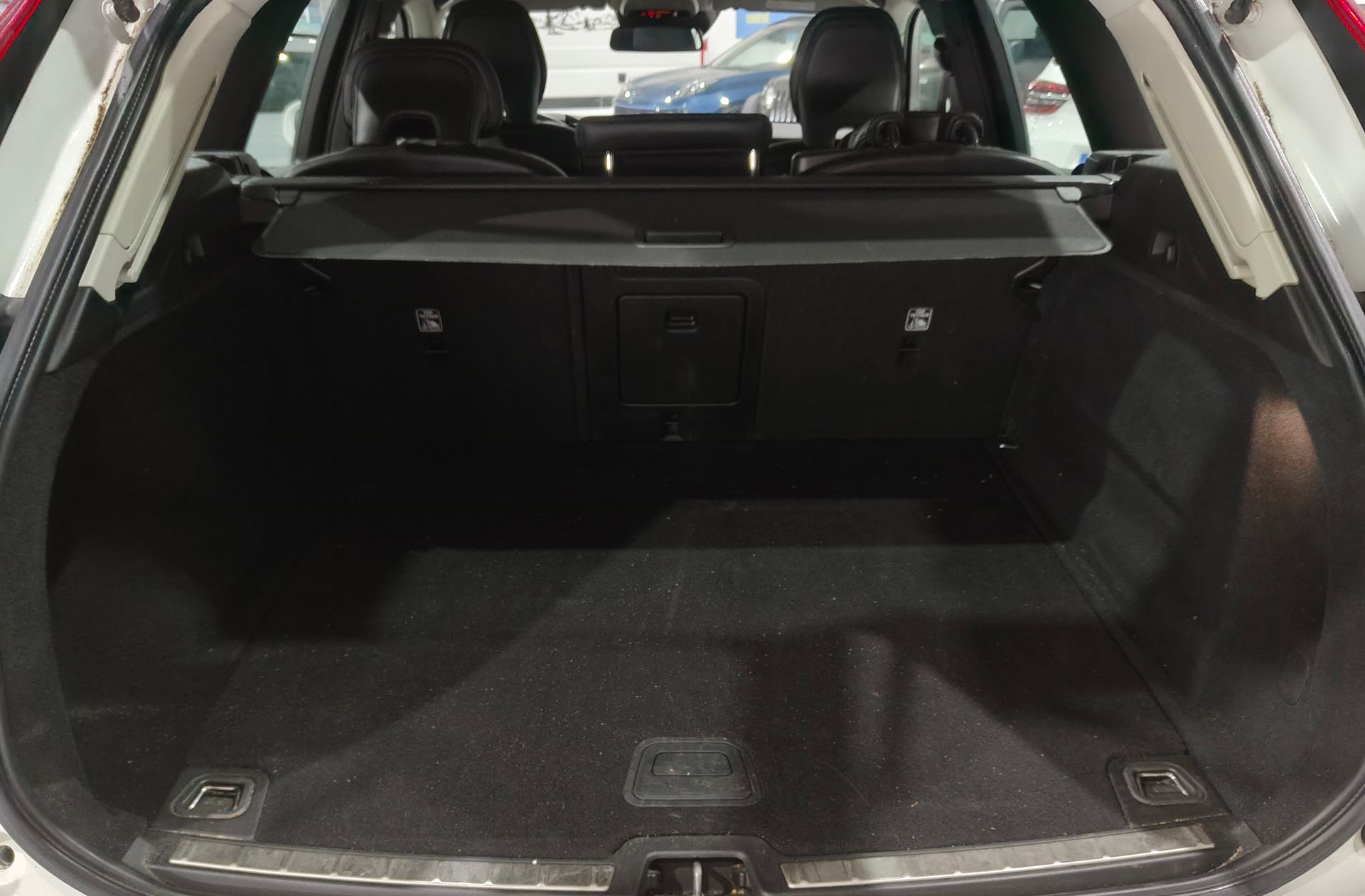 Volvo XC60 D4 Momentum - foto 18