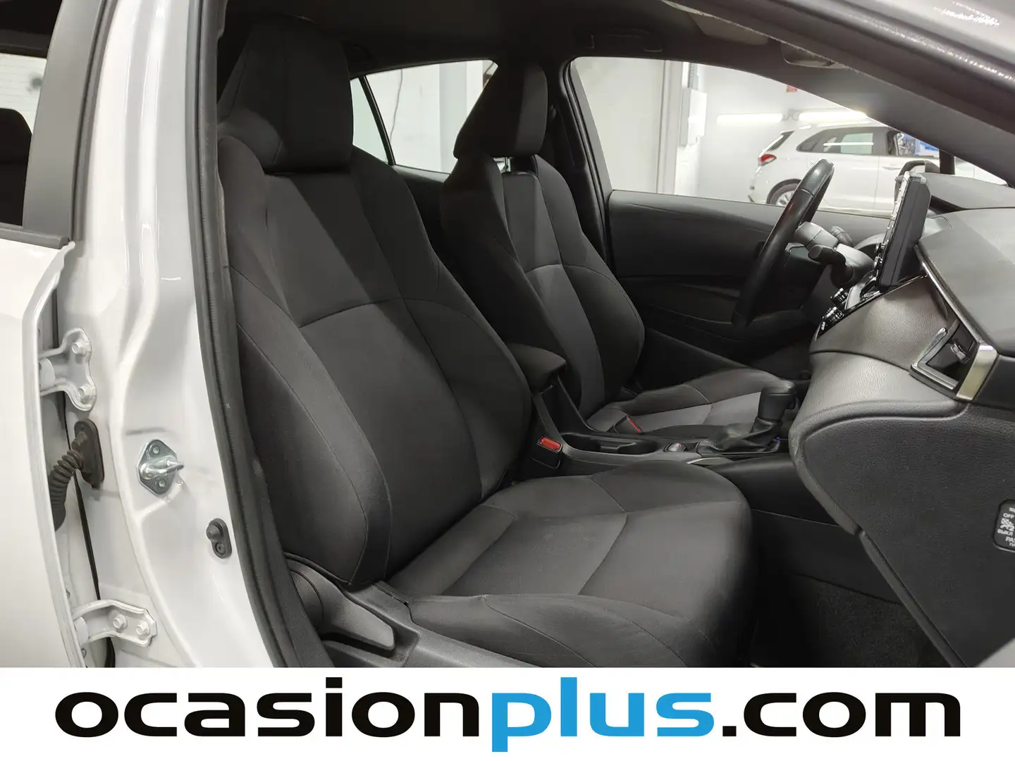 Foto Toyota Corolla Toyota Corolla 125H Business E-CVT (122 CV)