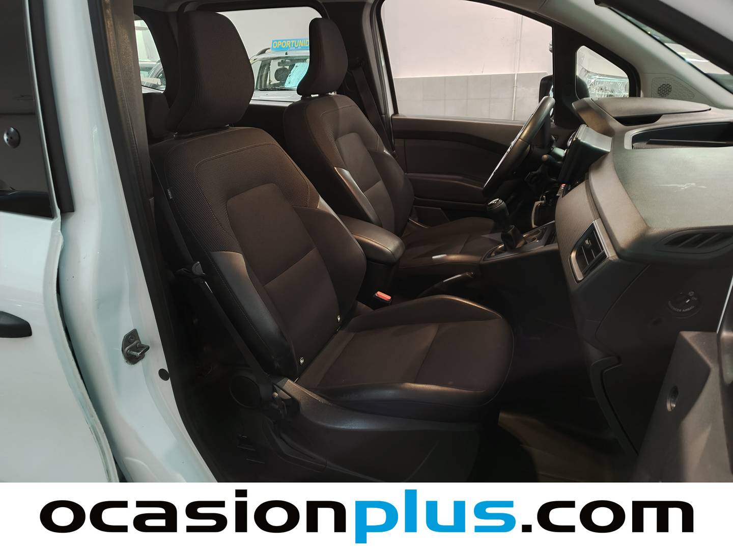 Foto Renault Kangoo Combi Renault Kangoo Combi 1.5 Blue dci Authentic (75 CV)